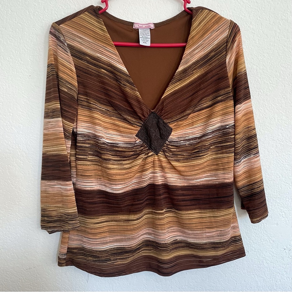 Striped quarter sleeve blouse